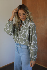 Finn Blouse - Abstract Olive