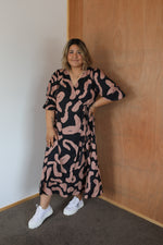 Load image into Gallery viewer, Gracie Dress - Black/Beige Abstract
