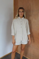 Load image into Gallery viewer, Linen Shirt - Caramilk Marle
