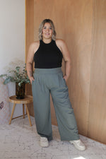 Load image into Gallery viewer, Olivia Pants - Khaki
