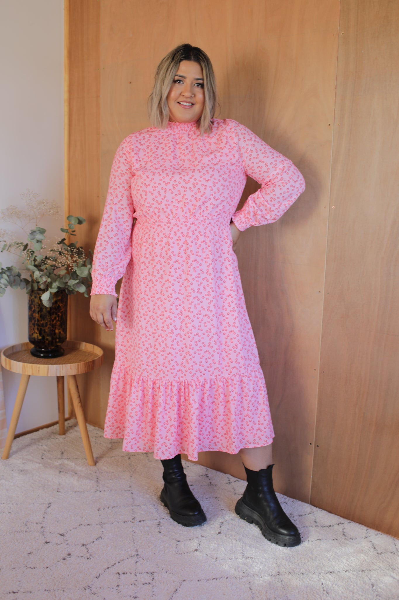 Tara Dress - Retro Daisy