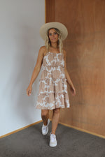 Load image into Gallery viewer, Ellie Dress - Beige Peony Linen
